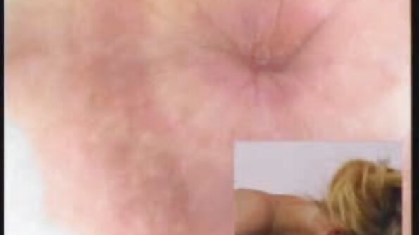 Lia Lor srpske lezbejke porno dobiva ogroman teret na licu